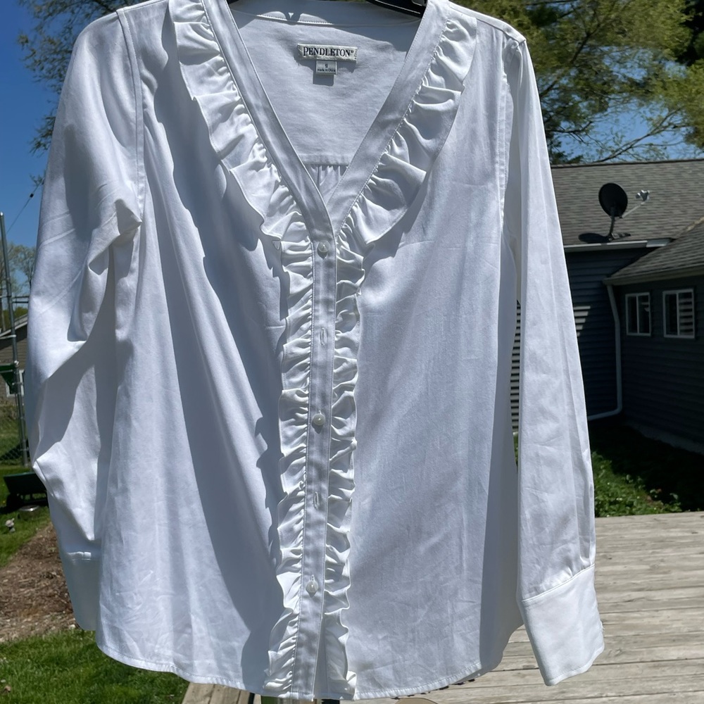 Pendleton White, Ruffled, Blouse